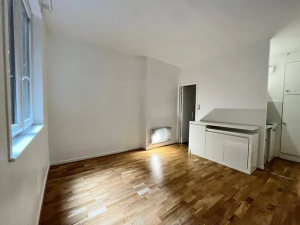 Studio 1 pièce 18 m²