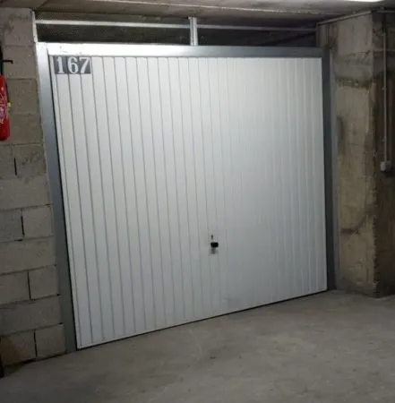 Vente Parking/garage/box 24 m²