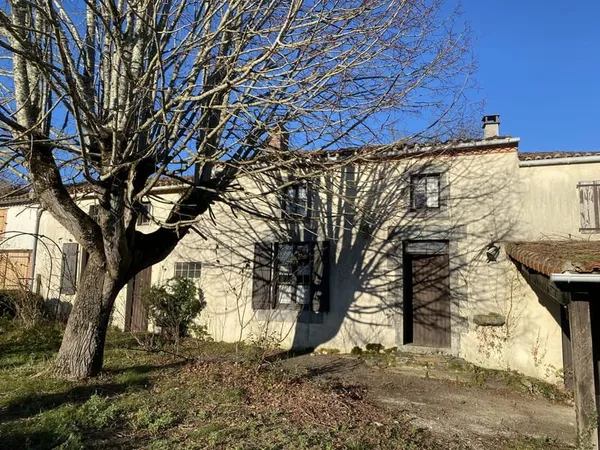 MAISON A RENOVER AVEC JARDIN