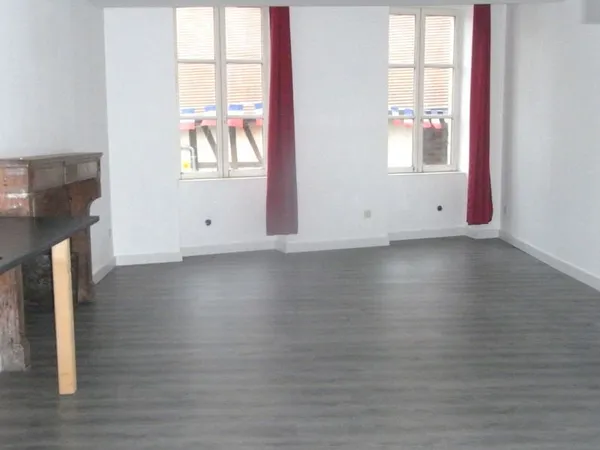 Appartement type F3- 4 Grande Rue LOUHANS
