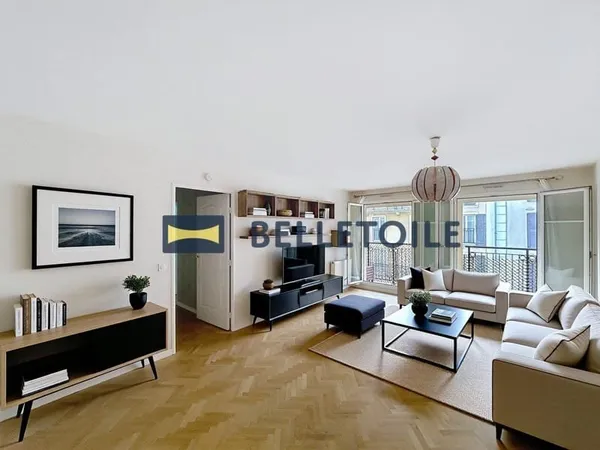 ✨EXCLUSIVITE ✨ 3 pièces récent — double exposition — loggia — parking — métro École Vétérinaire : un
