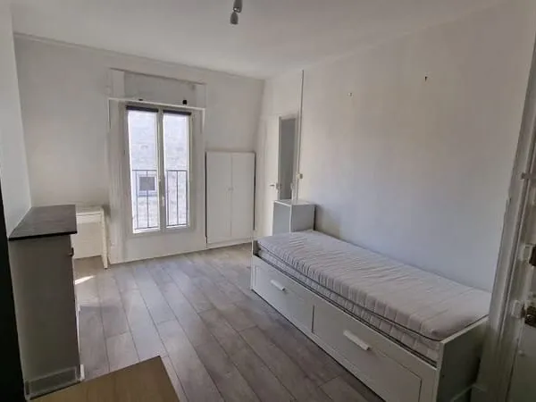 Studio 1 pièce 19 m²
