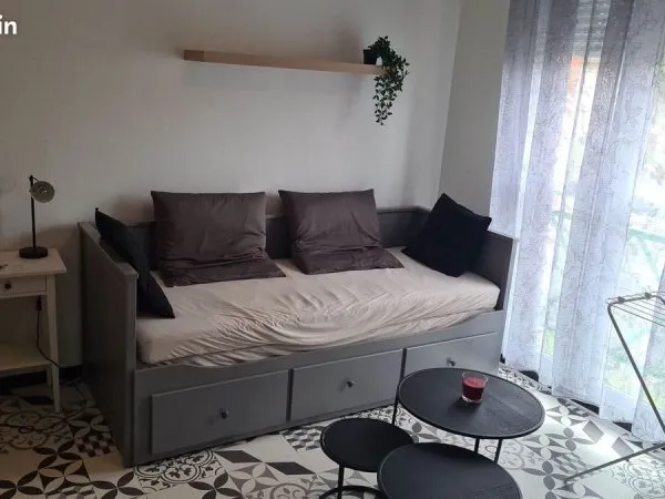 Studio 1 pièce 18 m²