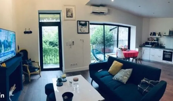 Location T5 duplex meublé 84m2 + terrasse et garage - Nîmes - Secteur Gare