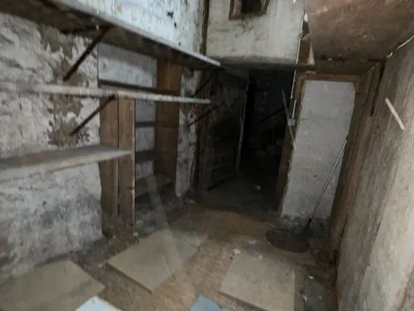 Cave 10m² 45/mois - Centre Pont-de-Beauvoisin (73)