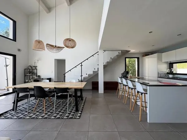 Maison 7 pièces 187 m²