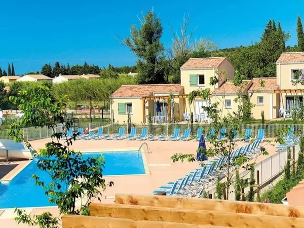 INVESTISSEMENT LOCATIF - PARADOU - Résidence de tourisme Le Mas des Alpilles - 5,54 % de rentabilité