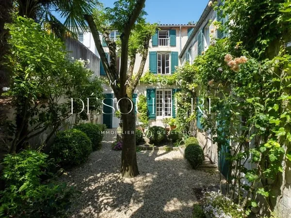 Maison bourgeoise au coeur de La Rochelle