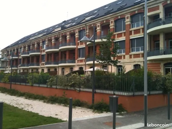 T4 prox toison d'or / Junot 83m2 3 chambres + terrasse tropezienne 12m2
