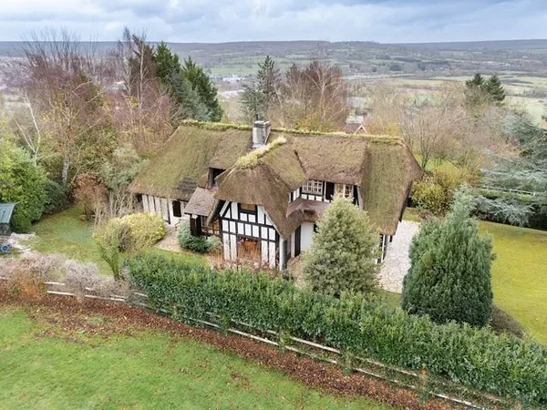 Maison 8 pièces 195 m²