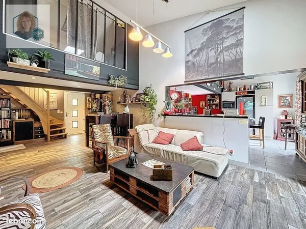 Maison 5 pièces 205 m²
