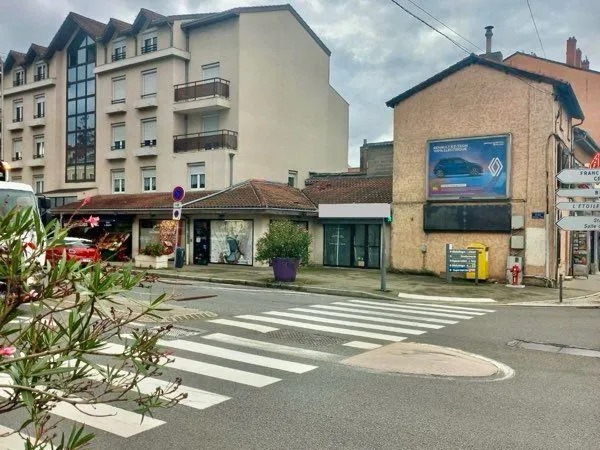 Murs commerciaux