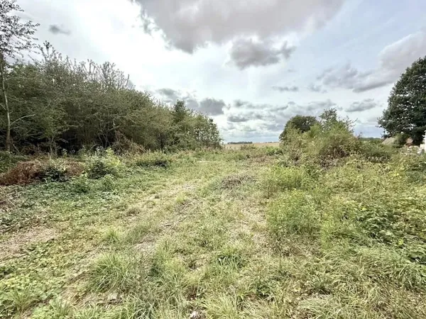 Terrain à bâtir 750 m²