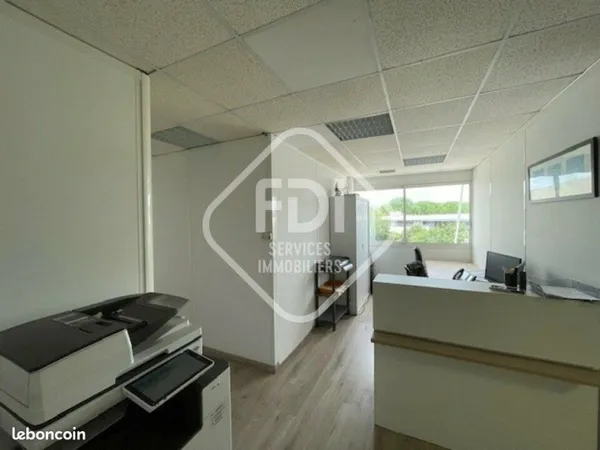 BUREAUX 248 m² BAILLARGUES