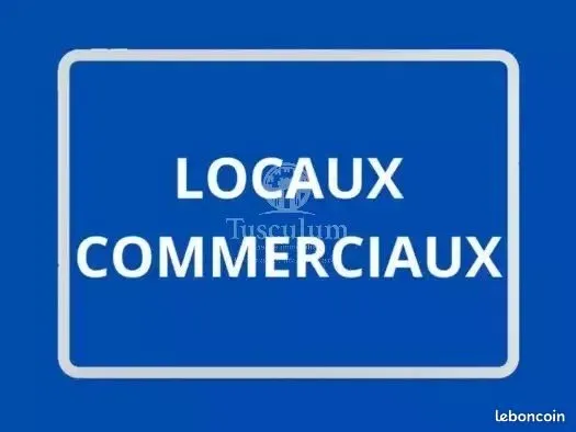 Bâtiment industriel 720 m² à louer - Metzervisse - Parking privatif