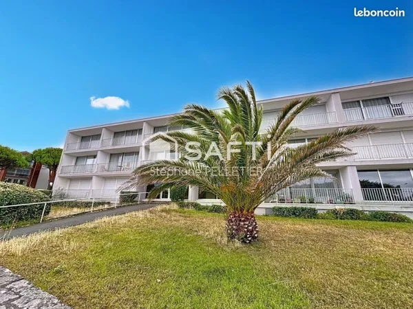 Studio 1 pièce 38 m²