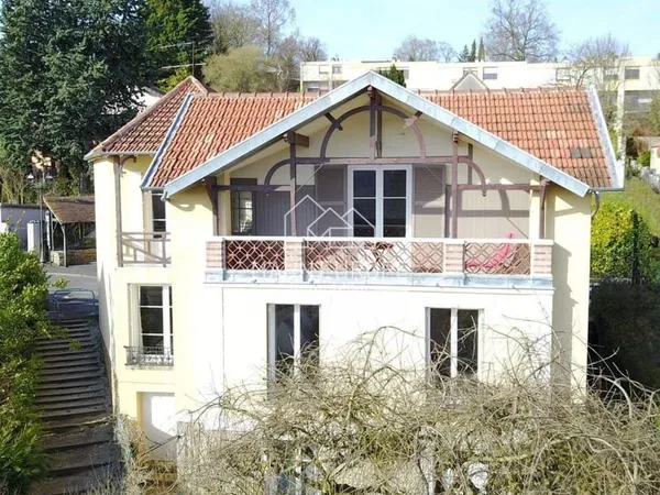 Maison 7 pièces 157 m²