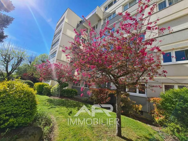 Appartement Chatou 2 pièce(s) 46 m2 avec Parking