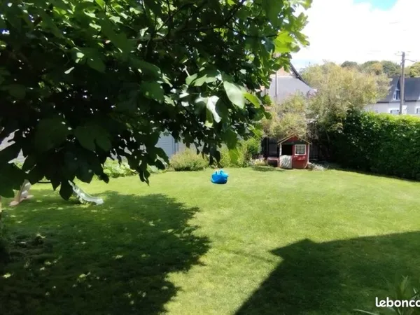 Terrain constructible rare Quartier BONABRY, FOUGERES