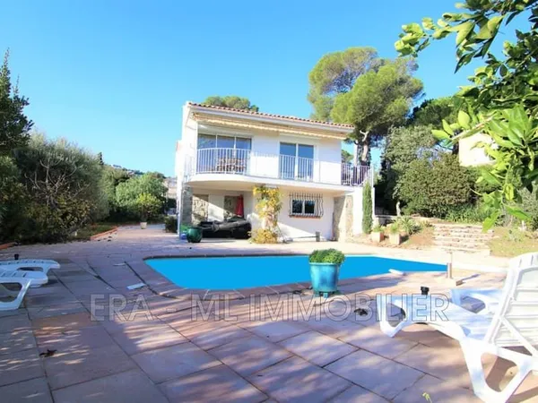 Maison 6 pièces 168 m²