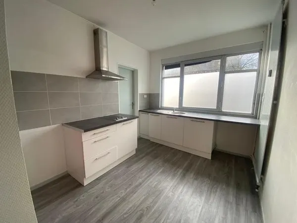T2 POITIERS centre ville - 53.58 m2