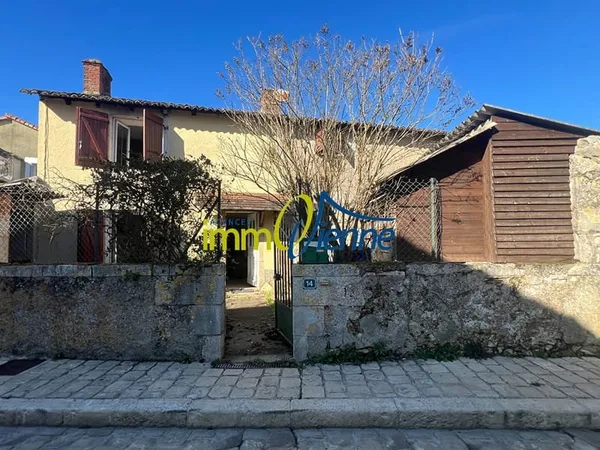 Maison Civaux 4 pièce(s)