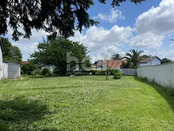 Anglet, quartier fleuristes, Terrain à bâtir