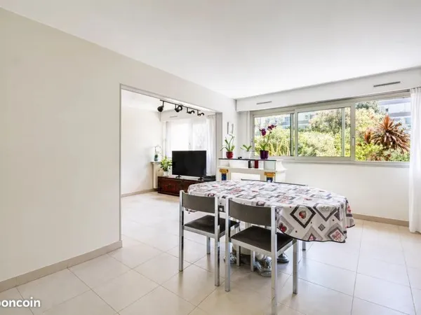 Appartement 4 pièces 92 m²