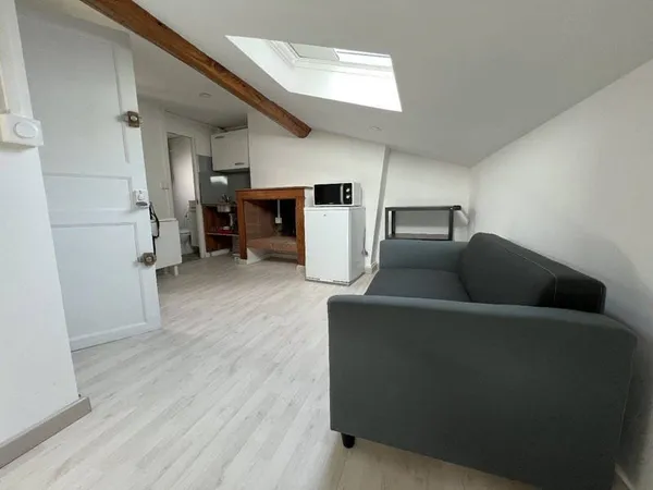 Appartement 1 pièce 14 m²