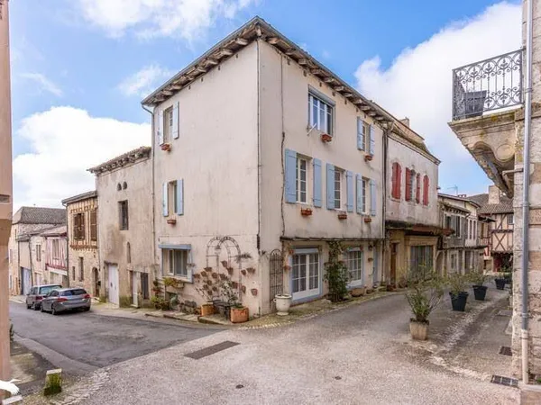 Maison 5 pièces 164 m²