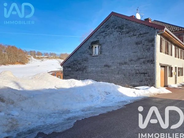 Maison 7 pièces 260 m²
