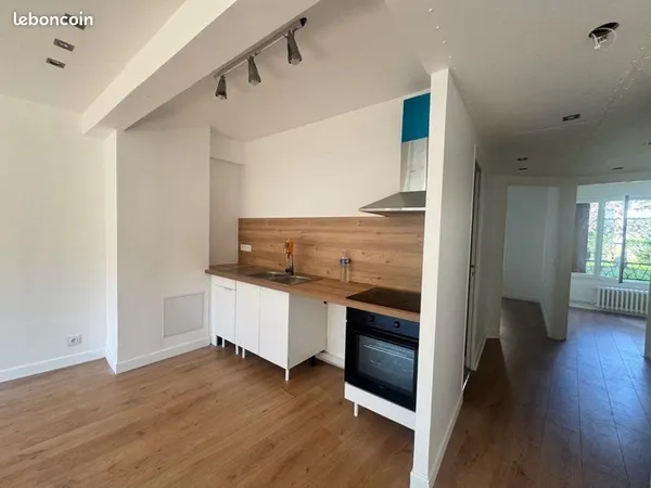 Appartement à louer/ à vendre, 70 m2 3 pièces St Mandé