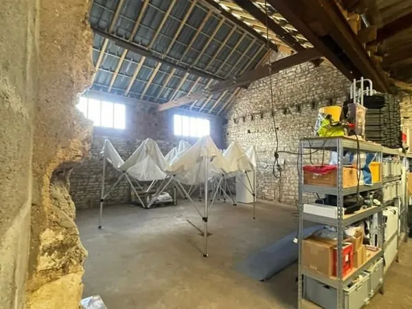 Local garage stockage atelier 100m2