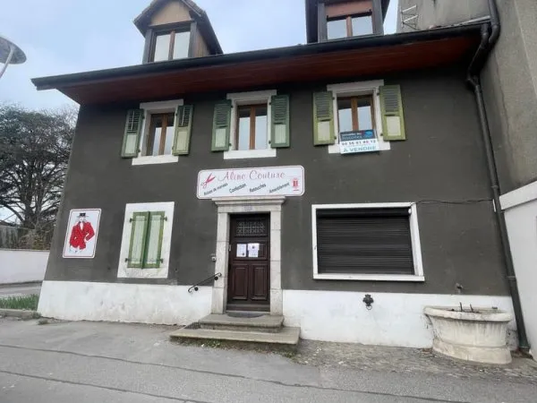 Maison de ville charmante et spacieuse à découvrir absolument