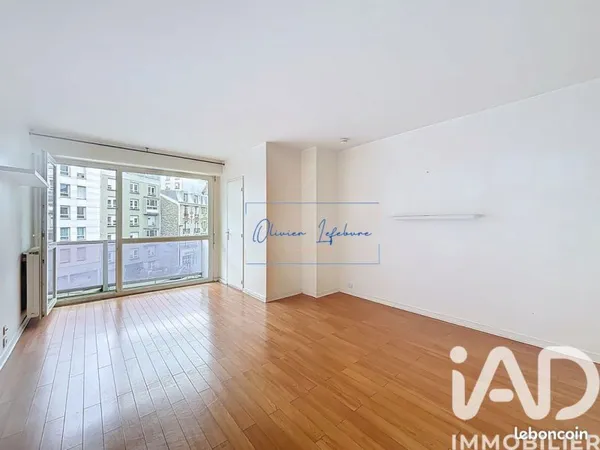 Studio 1 pièce 29 m²