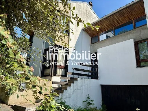 Maison 5 pièces 137 m²