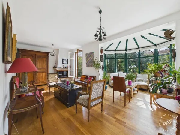 Maison 9 pièces 212 m²