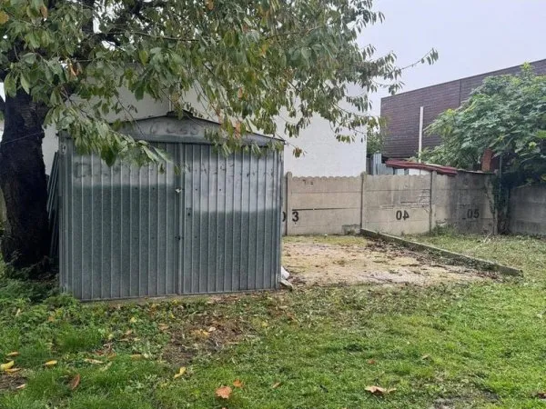 Box de stockage 15 m²