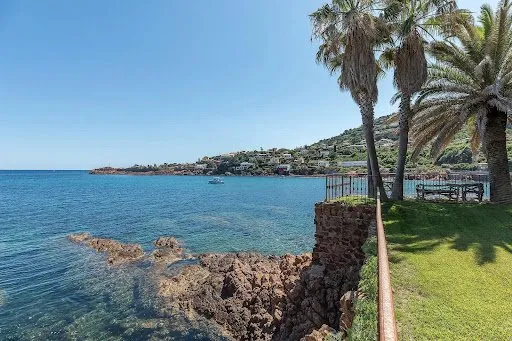 Villa 6 pièces 250 m²