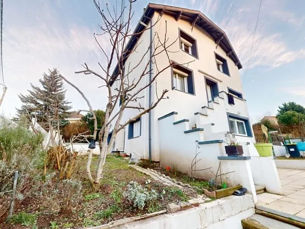 Maison/villa 8 pièces