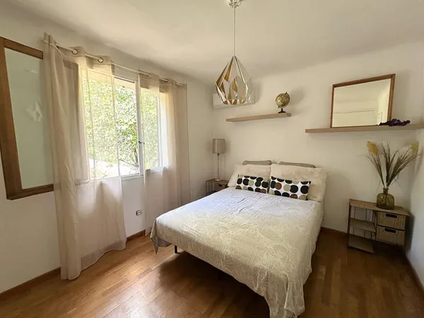 Chambre à louer 10.50m2 dans maison en colocation - Cabasse