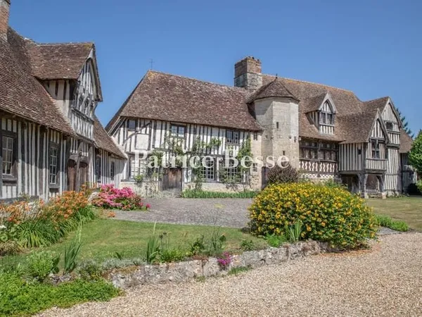 Manoir 20 pièces 300 m²