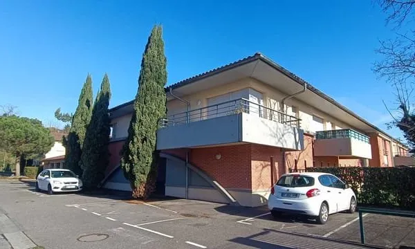 APPARTEMENT T1 BIS DE 33 M2 avec 7 M2 de Balcon et 2 PK
