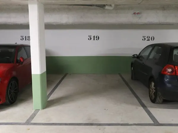 Parking 11 m²
