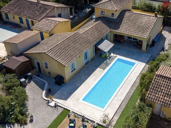 Provence, piscine, panorama: Villa coup de coeur