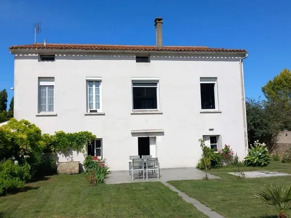 Maison 6 pièces 160 m²