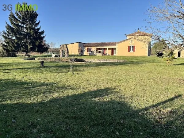 Maison 7 pièces 214 m²