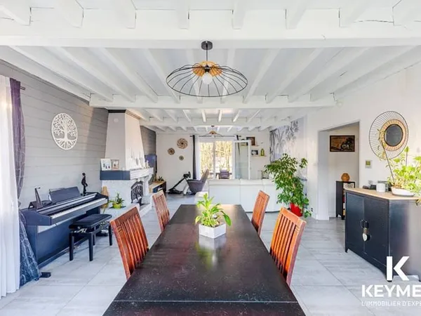 Maison 8 pièces 177 m²