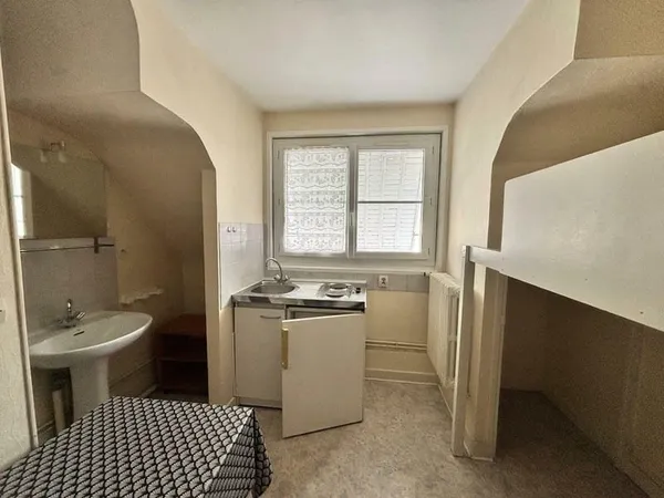 Appartement 1 pièce 9 m²