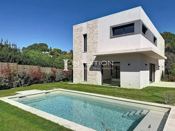 Maison 4 pièces 162 m²